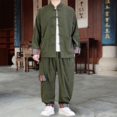 军绿色