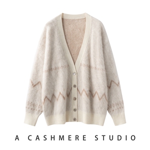 2025秋冬百搭时尚拉绒v领开衫纽扣羊绒衫，女装羊绒衫，戎叶云台