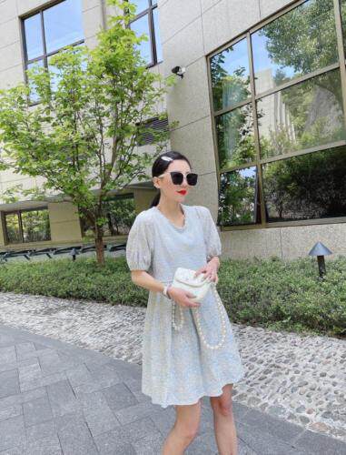 现货夏季新款韩版绣花连衣裙，女装连衣裙，漫迪MD