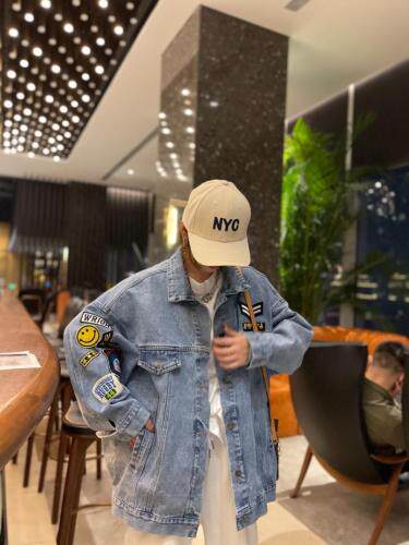 贴标牛仔外套，女装，跳跳谷