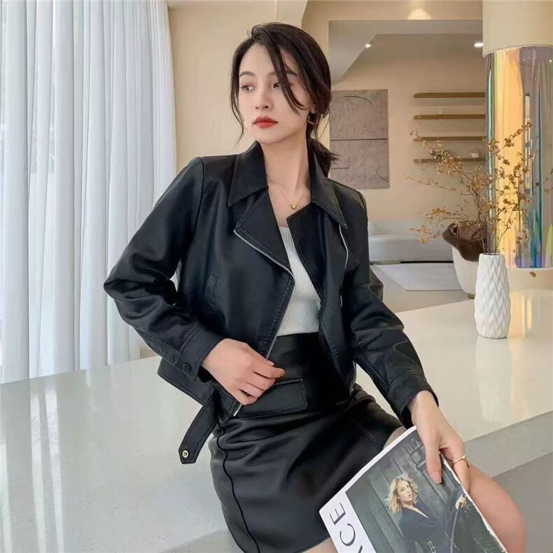 2025年秋季短款街头风机车款拉链皮衣,女装皮衣,心意女装