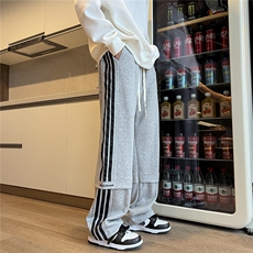 灰色