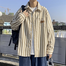 卡其色