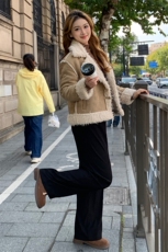 2024冬季新款原创设计单排扣保暖长袖皮毛一体短款外套，女装短外套，天丝秀