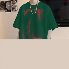 墨绿色