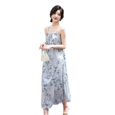 新中式扎染印花吊带连衣裙女2024夏季新款设计串珠气质中长款裙子，女装连衣裙，流量+