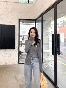 针织开衫图片