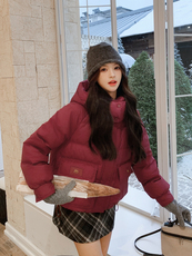 现货已出显瘦保暖短款羽绒服-时尚百搭-红色外套，女装羽绒服，乐吉娜