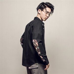 C8702春季新日系大码男纯色袖子民族风印花修身衬衫P50【控68】图片