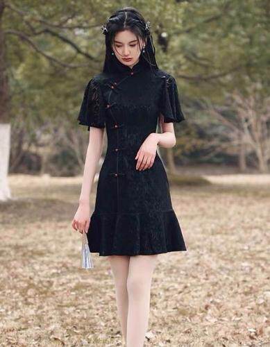 夏季新款连衣裙，女装连衣裙，蝶语