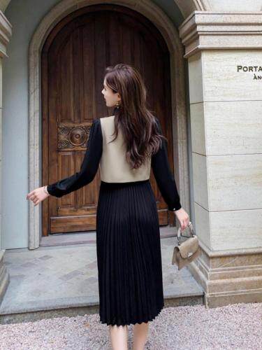 2021秋装两件套裙子，其它，樱·之秀