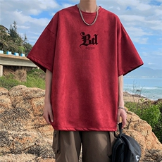 酒红色