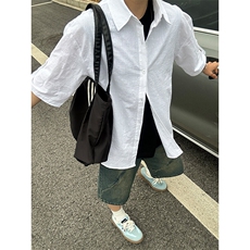 白色