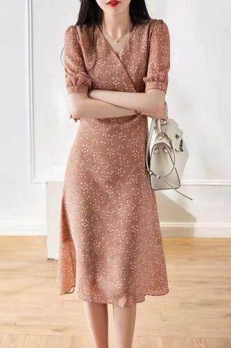 2021连衣裙新品全面上市，女装连衣裙，御裳