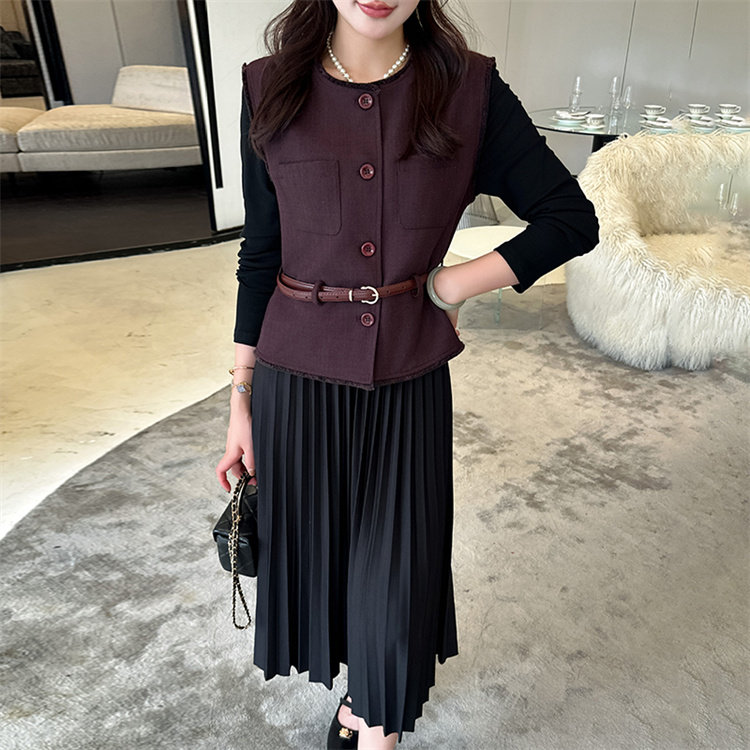 法式复古气质百褶连衣裙套装女2025春秋季新款显瘦洋气马甲两件套，女装套装/套裙，超帛