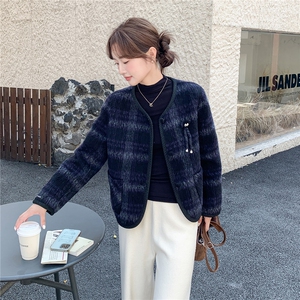 韩系小香风拼接羊毛呢外套女秋冬2025新款设计气质小个子短款大衣图片