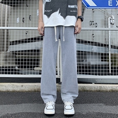 浅蓝色