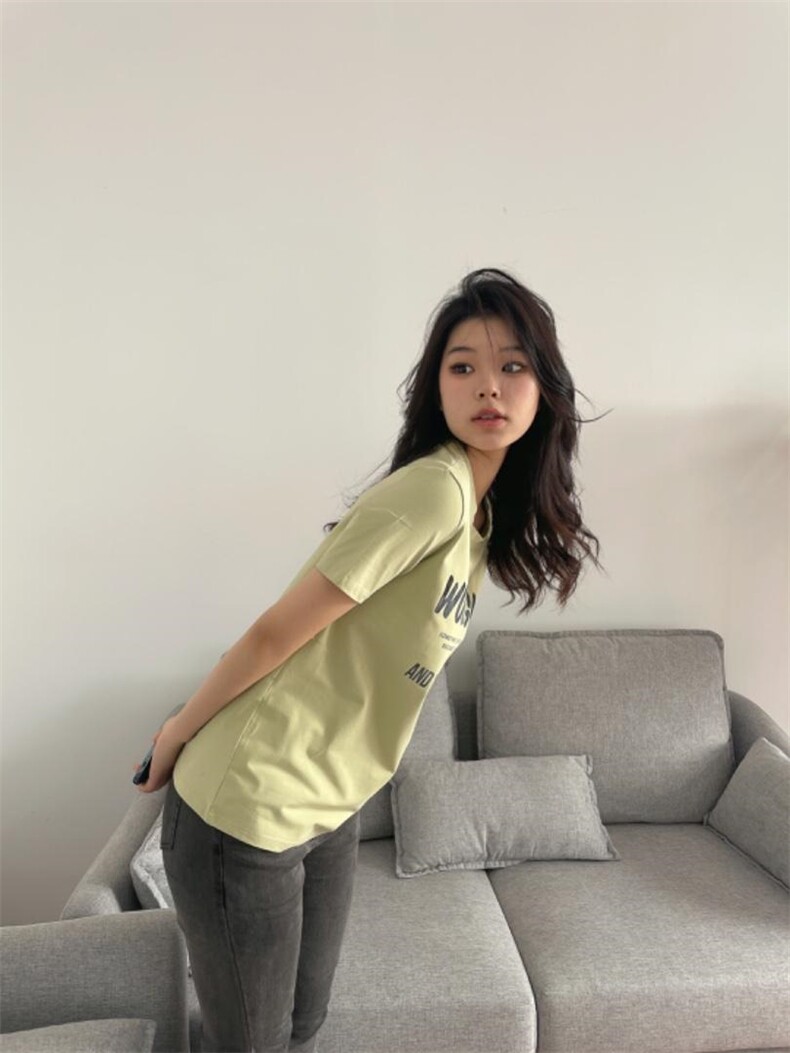 韩版修身休闲宽松显瘦圆领字母印花简约短袖T恤,女装T恤,L·H·X