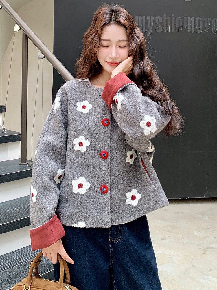 灰色小香风碎花毛呢外套女秋冬2025新款时髦洋气减龄爆款大衣短款,女装毛呢外套,纯色衣恋