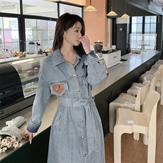 法式气质减龄Polo领牛仔连衣裙女2025秋秋季新款韩版收腰显瘦长裙，女装连衣裙，秋水欣儿