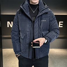 藏青色