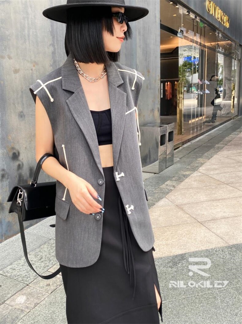 2022秋装新款马甲，女装马甲，雷洛奇丽