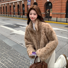 卡其色秋冬皮毛一体外套女仿水貂绒休闲上衣2C353--713#P180K268，女装短外套，2C353
