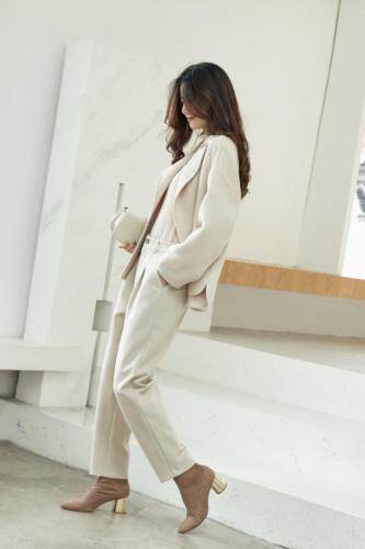 冬季新款羊绒大衣，女装，拉嘉图