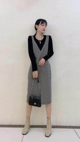 【现货】秋季新款时尚修身显瘦拼接假两件连衣裙，女装连衣裙，名怡