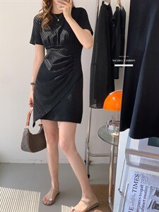 香丽迪2022年夏季新款拼接连衣裙女针织短袖圆领修身高腰图片