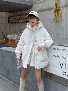 冬季口袋款羽绒服,女装羽绒服,萌之慧