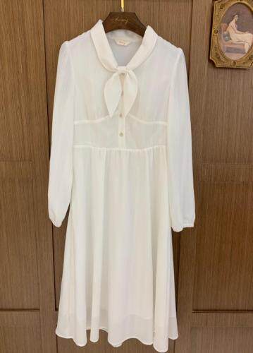 独屿2021春新款打结领设计连衣裙，女装连衣裙，独屿