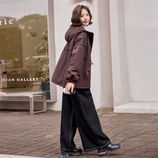 现货2024冬装新款时尚简约气质宽松休闲撞色女装外套派克服，女装短外套，依万里