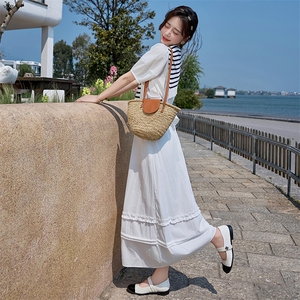 万-春季新款韩版设计感圆领短袖连衣裙女宽松显瘦百搭中长款裙子图片