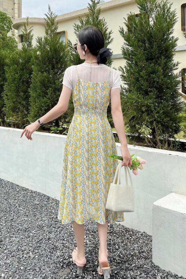 [现货]假两件套连衣裙，两色、四个尺码，女装连衣裙，依柏璐(1F)