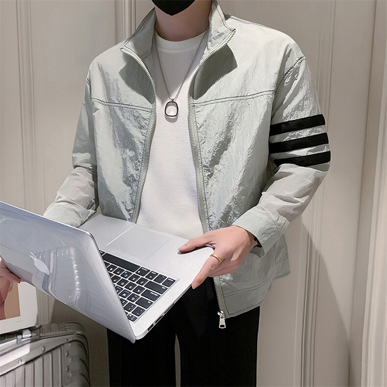 小伙风~2026夏季明线三条杆设计薄款透气防晒衣A03/P75，男装防晒衣，电商B331