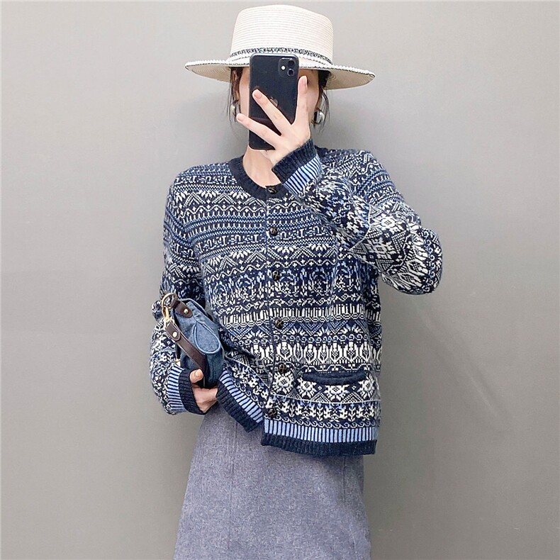 2025年秋季宽松型套头通勤时尚百搭费尔岛开衫，女装针织衫/毛衣，织绒羊