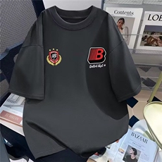 深灰色
