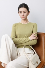2025春季新款时尚拼色圆领套头纯羊毛衫女假两件软糯亲肤百搭打底，女装羊毛衫，蚂蚁派对工厂直营店
