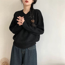 新款女装V领羊毛衫羊毛百搭宽松时尚保暖上衣，女装羊毛衫，恩泰羊绒