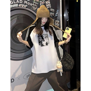 抖音得物品质二开240克宽松纯棉美式潮牌插肩三杠织带短袖T恤图片
