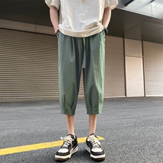 军绿色