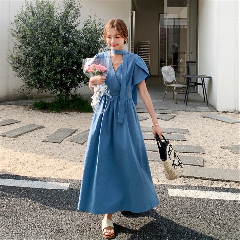 法式花苞袖蓝色连衣裙女夏2025新款长裙温柔风显瘦时尚设计感长裙图片