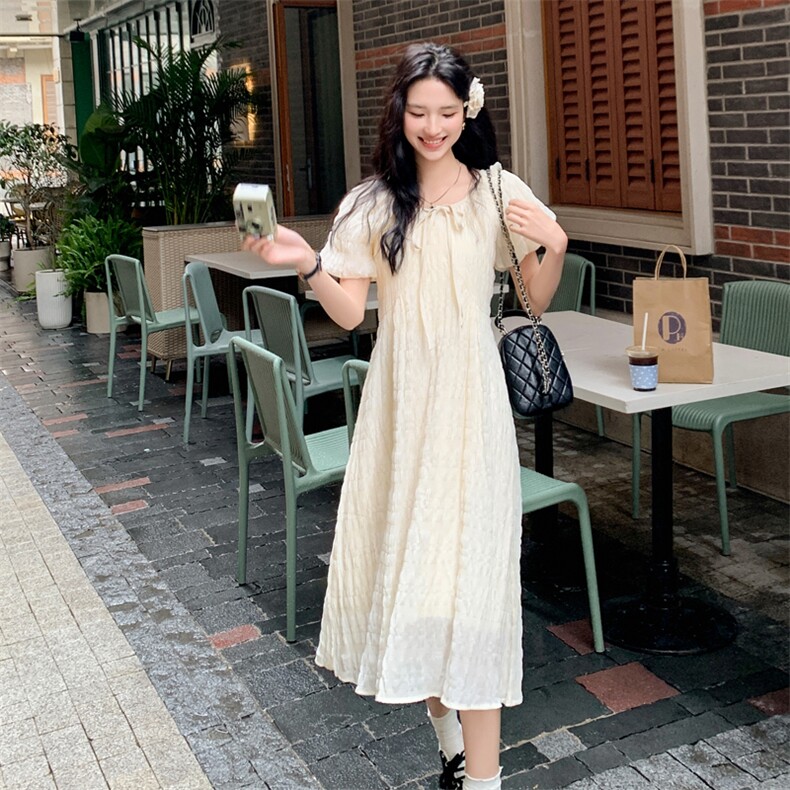 大码胖mm温柔风刺绣系带连衣裙女夏季设计感收腰显瘦别致a字长裙,女装连衣裙,欣美人