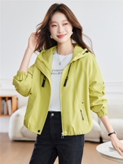 现货！2026年春季小个子女士短款外套，女装短外套，沐七七