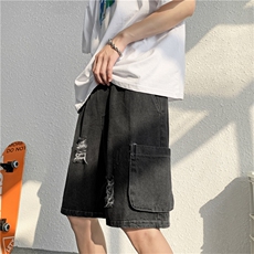 黑色