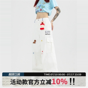 N1308-P62 带公仔配件小狗刺绣拼接翻边格子配布水洗工装裤图片
