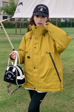 现货主推2024冬季加厚休闲百搭保暖连帽冲锋衣外套防风棉衣，女装棉衣/棉服，星宇服饰