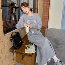 蕾丝拼接灰色卫衣休闲运动套装女春2025新款绝美独特设计两件套潮，女装套装/套裙，2C317