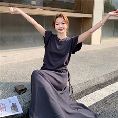 减龄针织薄款短袖T恤半身裙套装女夏2025新款又酷又飒超火两件套，女装套装/套裙，2C316